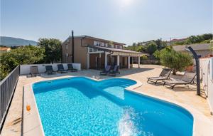 Cozy Home In Rovanjska With Jacuzzi 