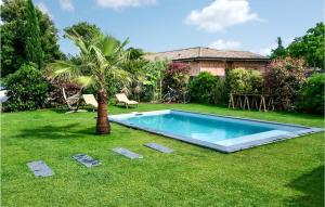 Maisons de vacances Awesome Home In La Teste-De-Buch : photos des chambres