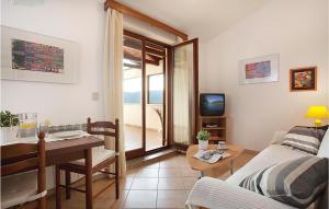 Cozy Apartment In Rabac With House Sea View 