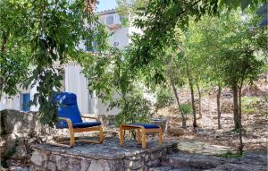 Amazing Home In Koromacno