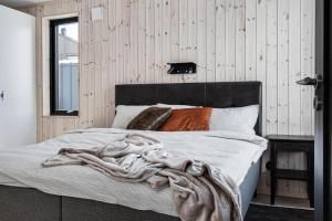 Nybyggd villa i Storhogna