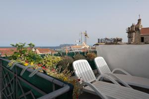 Alloro House with Terrace by Wonderful Italy