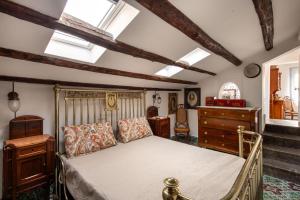 Alloro House with Terrace by Wonderful Italy