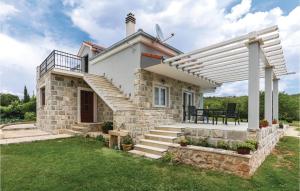 3 Bedroom Amazing Home In Dugogabe 