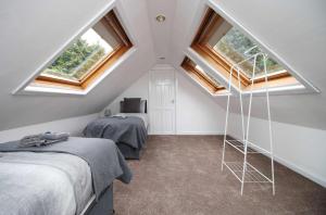 The Lockett Wonderful Large Bungalow Plympton, Plymouth Free Parking By STAE-Homes