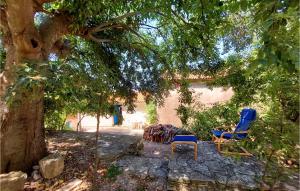 Amazing Home In Koromacno