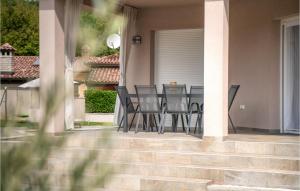 3 Bedroom Nice Home In Labin 