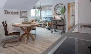 Die-Deichbude-1-Bude-4 - بوسروم ديتشهاوزن