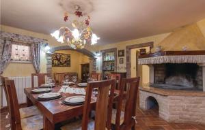 Gorgeous Home In Nova Vas