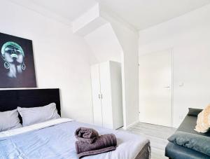 Beautiful 4BR Apt for up to 12P 10 Min to FAC Platz