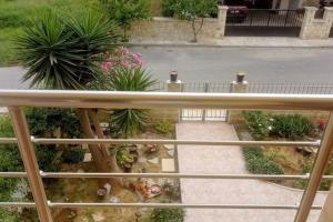 QUIET NEW Apartment-5 to the beach, 15 to center