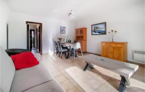 Beautiful Apartment In Bredene