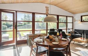 3 Bedroom Stunning Pet-Friendly Home In Stubbekøbing