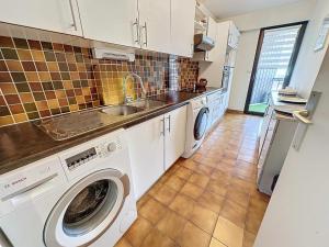 Luxury 1 bedroom Jardins Croisette 5 mins Croisette 265