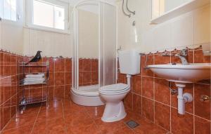 Two-Bedroom Apartment In Vodice