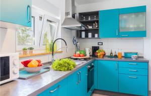 Cozy Home In Vodnjan With Wifi