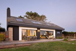 Villas La villa sur la baie vue imprenable et piscine interieure 29 degres : photos des chambres