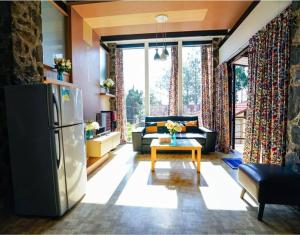 5BR Villa with Private Pool Lembang