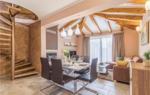 2 Bedroom Lovely Home In Pula 
