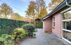 Amazing Home In Putten With Wifi