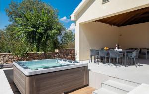 Pet Friendly Home In Oklaj With Sauna