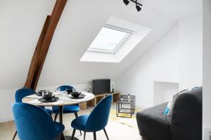 Appartements Le Grand Bleu - Wifi fibre/Linge/Acces cour : photos des chambres