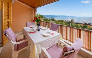 Cozy Apartment In Lovran With House Sea View