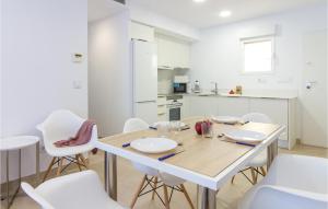 3 Bedroom Beautiful Apartment In Denia