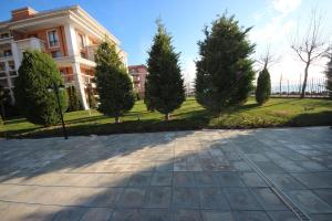 Prestige Fort Beach - Menada Apartments