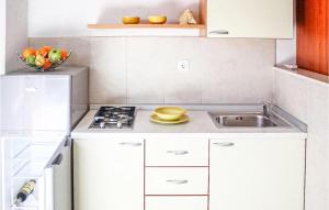 Amazing Apartment In Grebastica 