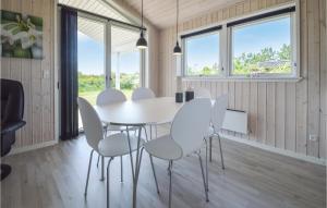 Three-Bedroom Holiday Home In Tarm