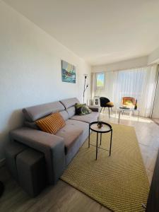 Bel appartement Port Vauban à 100m des plages