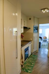 Bel appartement Port Vauban à 100m des plages