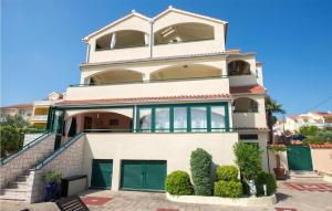 Stunning Apartment In Vodice
