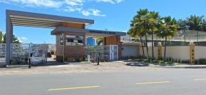 Fantástica Casa 03 Quartos nas belíssimas Praias do Flamengo