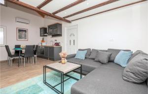 Nice Home In Zavojane With Kitchen