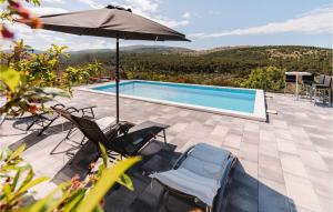 2 Bedroom Awesome Home In Sibenik