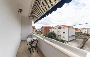 Lovely Apartment In Kastel Stafilic