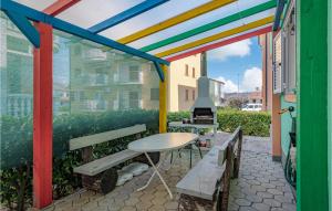 Beautiful Apartment In Umag With Wifi