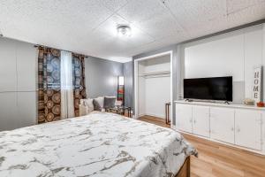 Lakefront Guest Suite Near Richmond