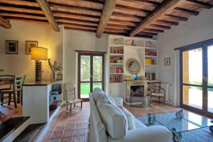 Casale Argentario by PosarelliVillas