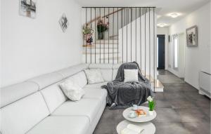 Amazing Home In Novigrad 