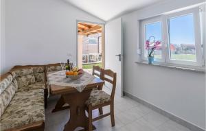 3 Bedroom Lovely Home In Galizana 