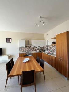 Marsalforn Magic Apartment with views 2 minutes from sea