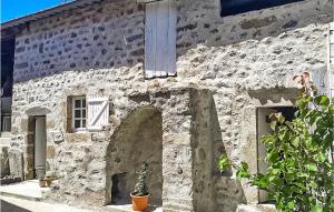Maisons de vacances Gorgeous Home In Barnas : photos des chambres