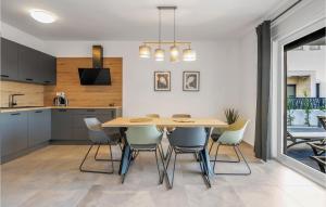 Nice Home In Vodice With Heated Swimming Pool 