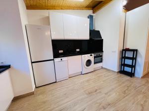 Rosa HOME, Casa completa independiente