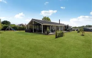 Cozy Home In Juelsminde With Sauna - Amstrup