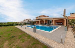 Beautiful Home In Debeljak, Sukosan