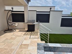 Maisons de vacances maison avec piscine a debordement : photos des chambres